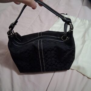 Coach Black Shoulder Bag with Elegant Stitching